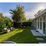 Beautiful Holiday Home With Sauna In A Quiet Wooded Area In Oostkapelle