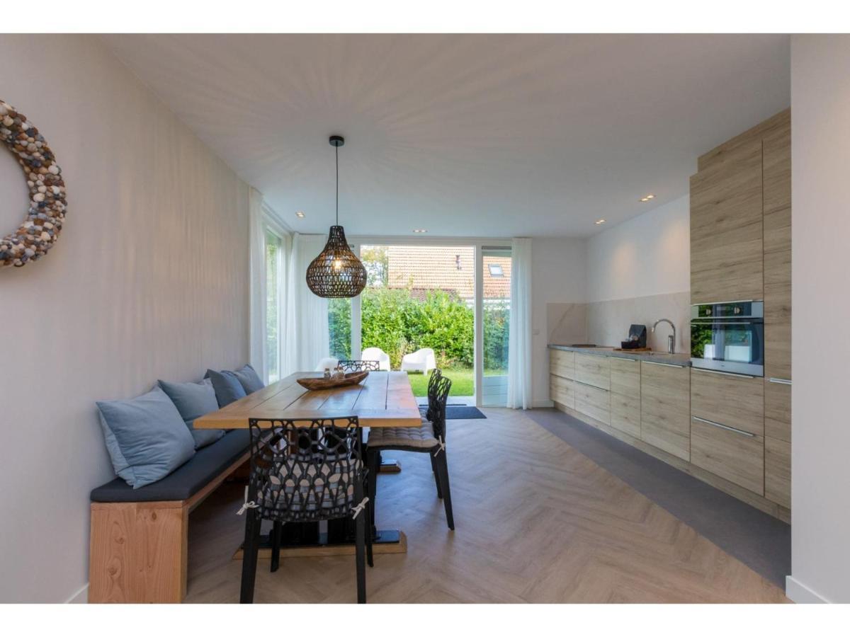 Beautiful With Sauna In A Quiet Wooded Area In Ferienhaus Oostkapelle