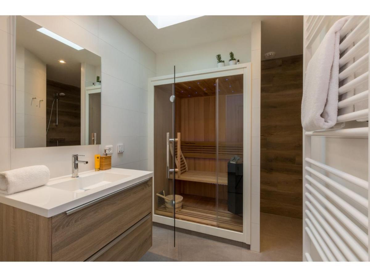 Ferienhaus Beautiful With Sauna In A Quiet Wooded Area In *