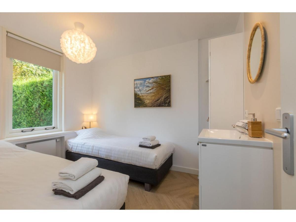 Beautiful With Sauna In A Quiet Wooded Area In Ferienhaus Oostkapelle
